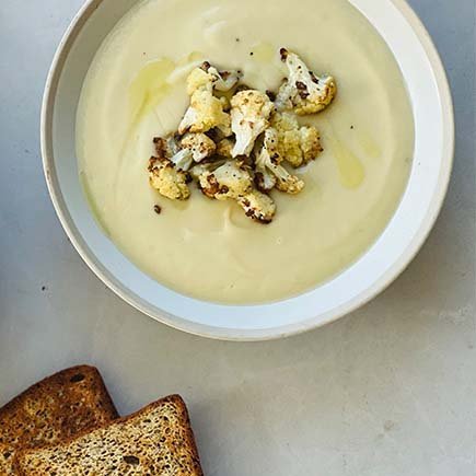 Healthy meals delivered - cauliflower, truffle and leek soup